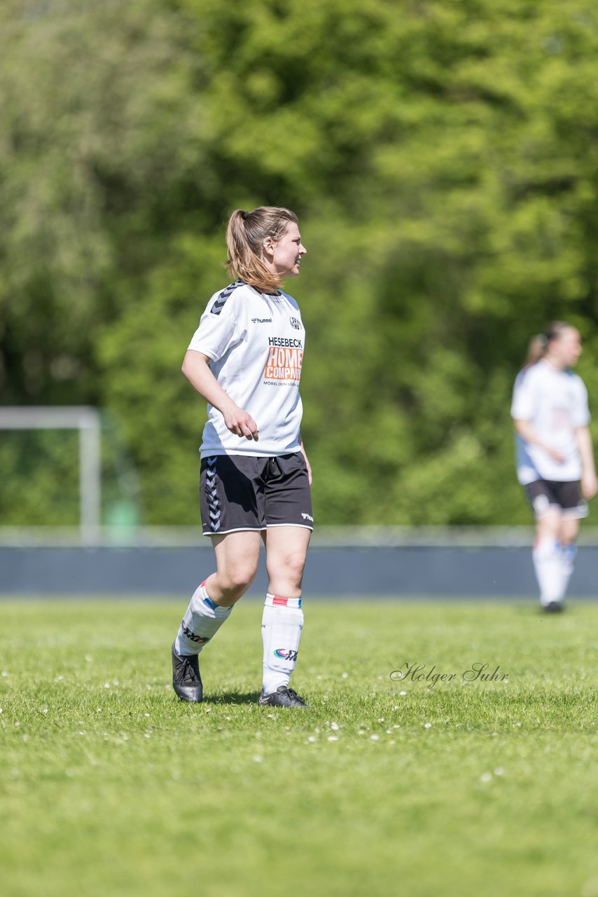 Bild 192 - F SV Henstedt Ulzburg - SV Fortuna Boesdorf : Ergebnis: 3:1